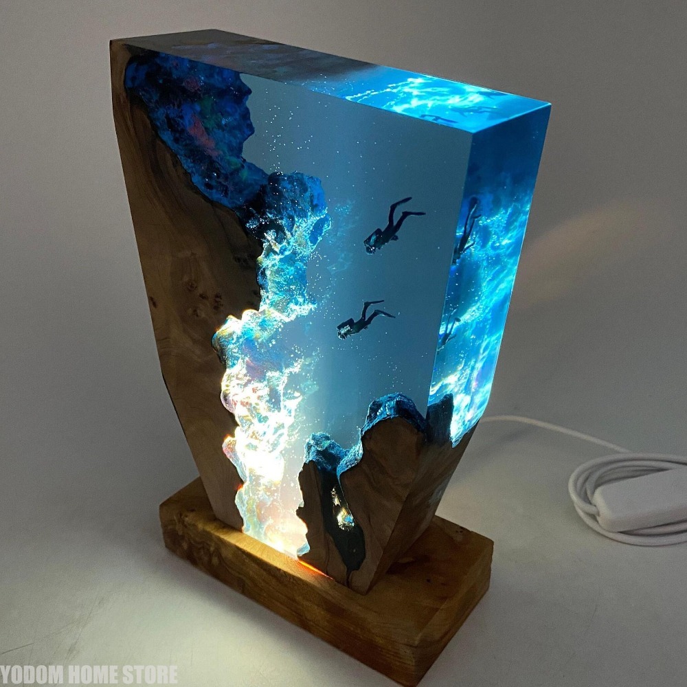 Resin Art Ocean - 新しい海底世界生物樹脂テーブルライト創造的なアート装飾ランプダイビング洞窟探検テーマナイトライトUSB充電