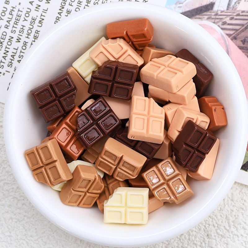 Resin Art Alphabet - 30 個新しいかわいい樹脂漫画模擬チョコレート、クッキー、葉、手紙シリーズフラットバックスクラップブッキング DIY ジュエリークラフト