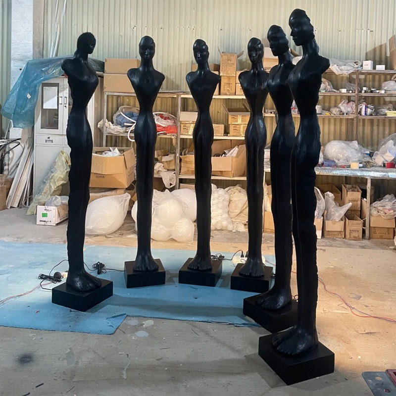 入口への道 長身の店舗装飾品 ウェルカムフロア 人型彫刻装飾 - Resin Art Floor のレビューと価格