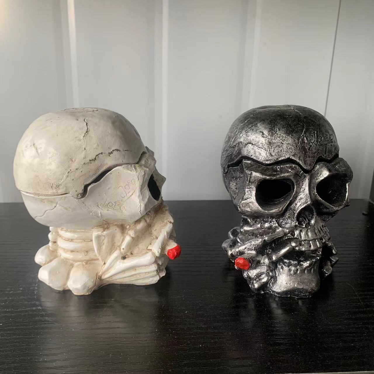 ハロウィン新作ヨーロッパ風アート置物オーナメント骸骨灰皿リビ - Resin Art For Wedding Gift のレビューと価格