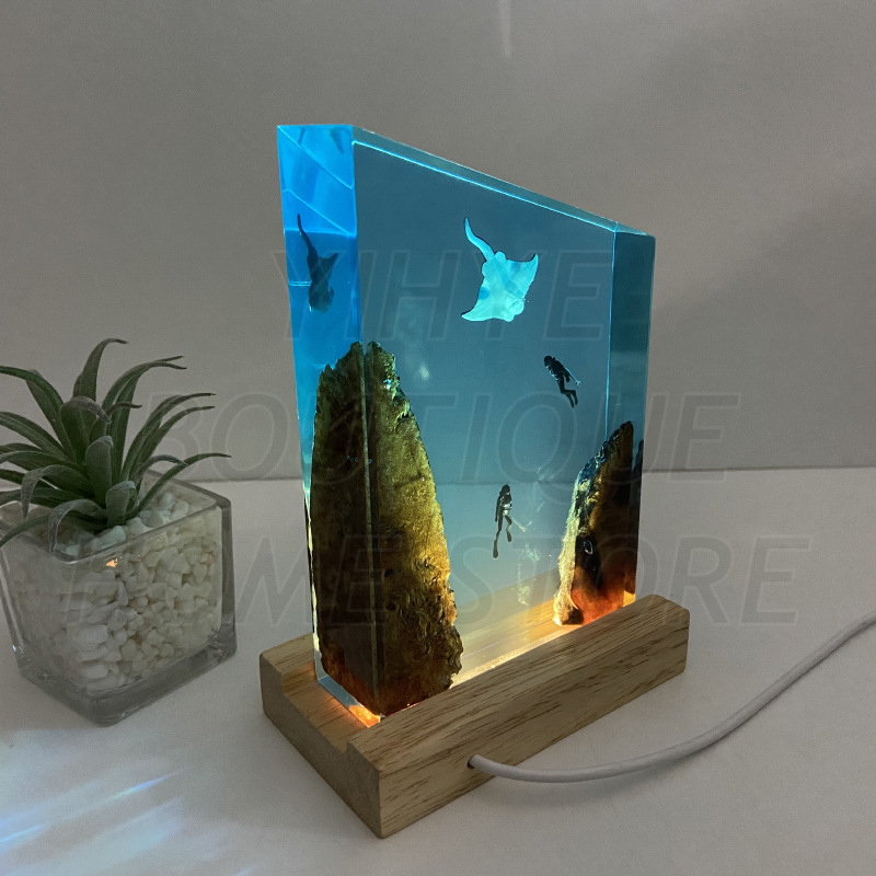 マリンシリーズ レジンアート作品 - マンタレイとダイバー  - Resin Art Ocean のレビューと価格