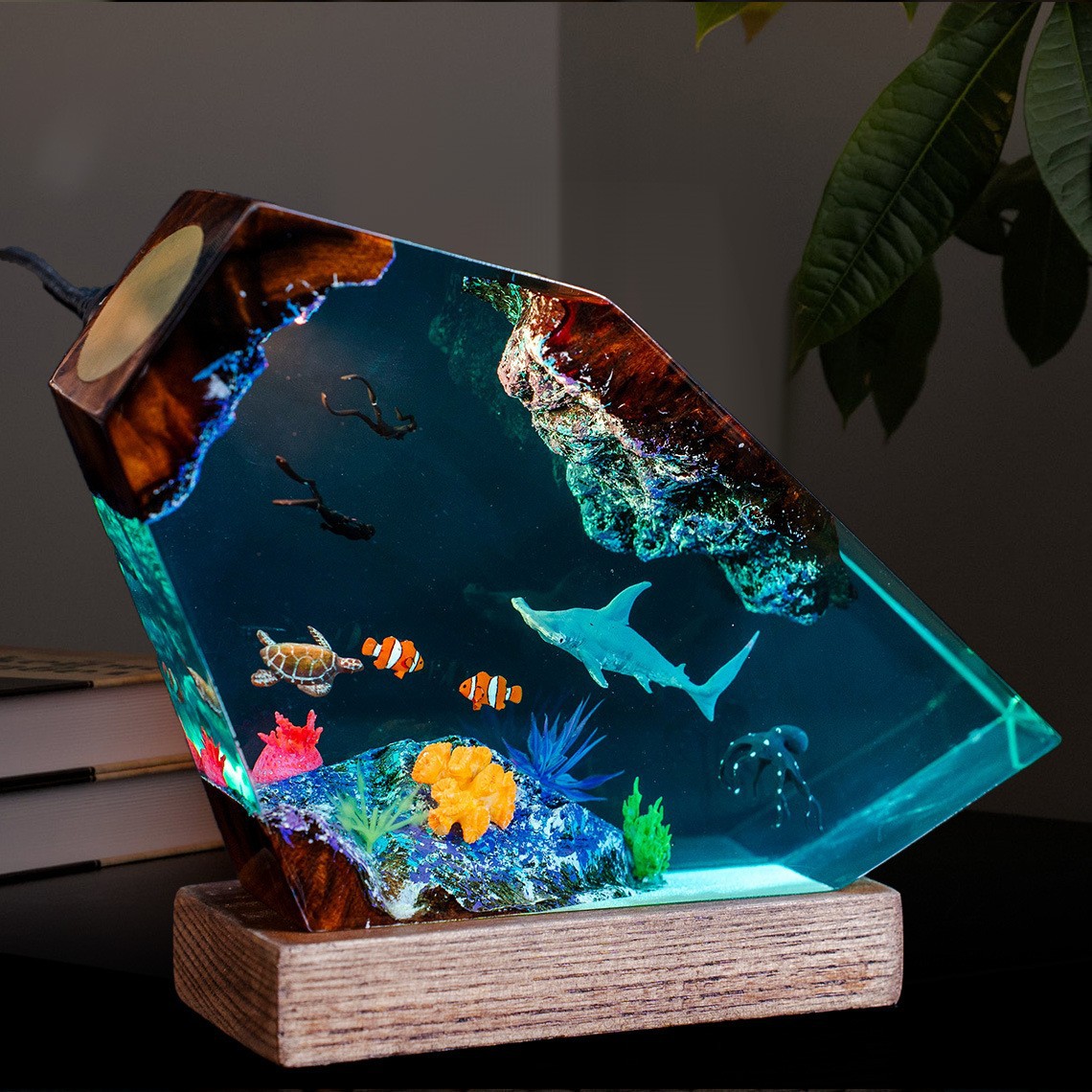 シービューマイクロザトウクジラダイバーレジンウッドランプオー - Resin Art Ocean のレビューと価格